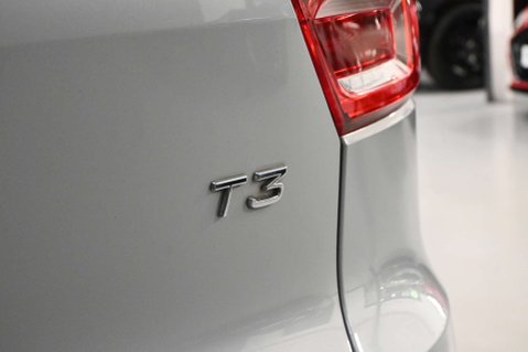 Volvo XC40 1.5 XC40 Inscription Pro T3 Auto 5dr 32