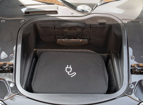 Porsche 918 Spyder 36