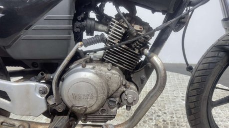 Yamaha YBR 125 2007 12K RUNNING PROJECT BIKE SPARES OR REPAIR LEARNER BIKE 125CC 14