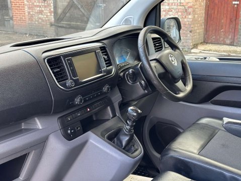 Vauxhall Vivaro 2.0 Turbo D 3100 Dynamic L2 H1 Euro 6 (s/s) 6dr 20