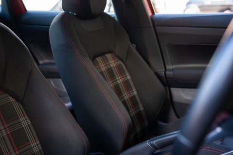 Volkswagen Polo 2.0 Polo GTi TSi Semi-Auto 5dr 40