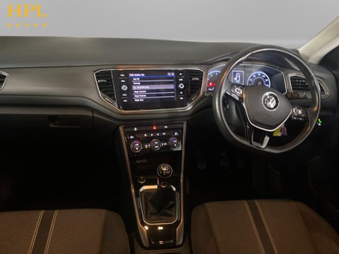 Volkswagen T-Roc 1.5 TSI EVO SE SUV 5dr Petrol Manual Euro 6 (s/s) (150 ps) Air Con - Alloy 18