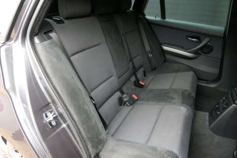BMW 3 Series 3.0 330i M Sport Touring Auto 5dr 34