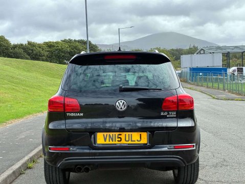 Volkswagen Tiguan 2.0 Tiguan R-Line TDI BlueMotion Technology 4Motion Semi-Auto 4WD 5dr 8