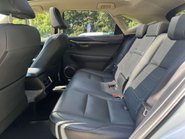 Lexus NX 2.5 NX 300h Takumi CVT 4WD 5dr 43