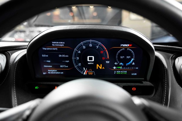 McLaren 720S V8 SSG. FULL MSH. CARBON PACK 1. CARBON INTERIOR. CERAMICS. LIFT. B & O. 4