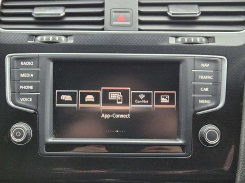Volkswagen Golf 2.0 Golf GTD Semi-Automatic 5dr - NATIONAL DELIVERY* 32