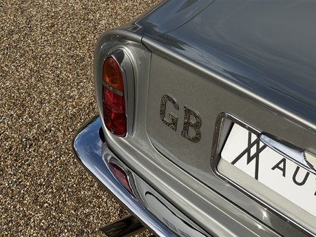 Aston Martin DB6 MANUAL 30