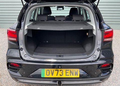 MG ZS EV 72kWh SE 11
