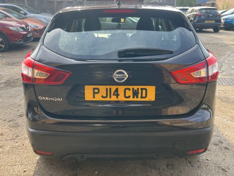 Nissan Qashqai DIG-T Acenta SUV 5dr Petrol Manual 2WD 5