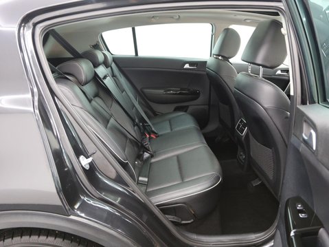 Kia Sportage 1.6 CRDi EcoDynamics+ 4 Euro 6 (s/s) 5dr 23