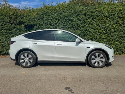Tesla Model Y (Dual Motor) Long Range SUV 5dr Electric Auto 4WDE (384 bhp) 34