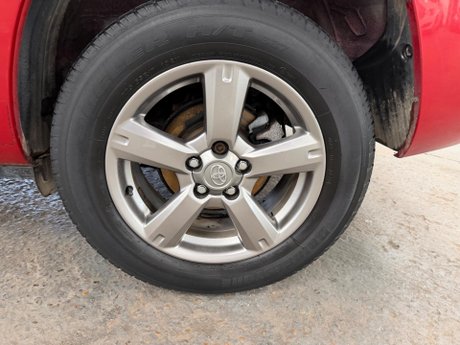 Toyota Rav4 2.2 D-4D XT-R 4WD Euro 5 5dr 28
