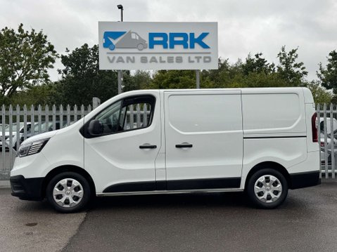 Renault Trafic 2.0 dCi Blue SL28 Business+ Panel Van 5dr Diesel Manual L1 H1 Euro 6 (s/s) 5