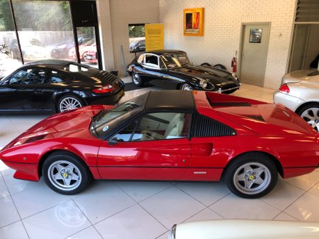 Ferrari 308 308 GTS 3.0 V8 recently re commisioned and cambelt change by Rardley Motors 12
