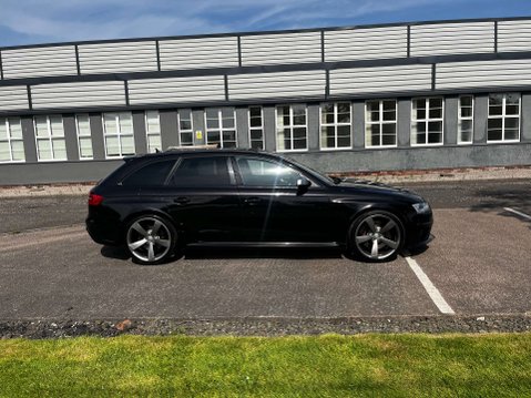 Audi RS4 4.2 RS 4 FSI Quattro Auto 4WD 5dr 6