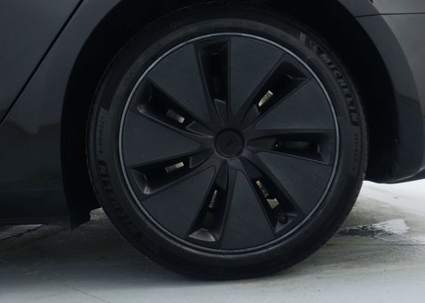 Tesla Model 3 (Dual Motor) Long Range Saloon 4dr Electric Auto 4WDE (306 ps) 18