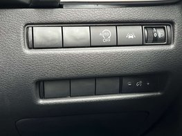 Nissan Qashqai 1.3 Qashqai N-Connecta DiG-T MHEV 5dr 61