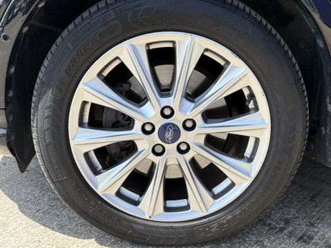 Ford Kuga 2.0 TDCi Vignale SUV 5dr Diesel Powershift AWD Euro 6 (s/s) (180 ps) 18