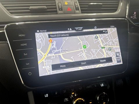 Skoda Superb 2.0 TDI Laurin & Klement Estate 5dr Diesel DSG Euro 6 (s/s) (200 ps) Air Co 16