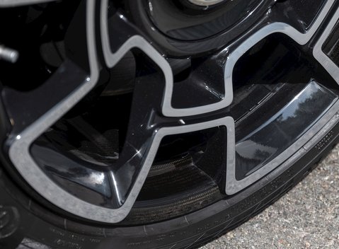 Rolls-Royce Wraith Black Badge 26