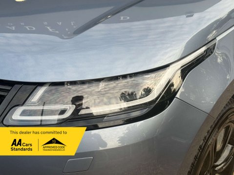 Land Rover Range Rover Velar 2.0 Range Rover Velar R-Dynamic SE D180 Auto 4WD 5dr 12