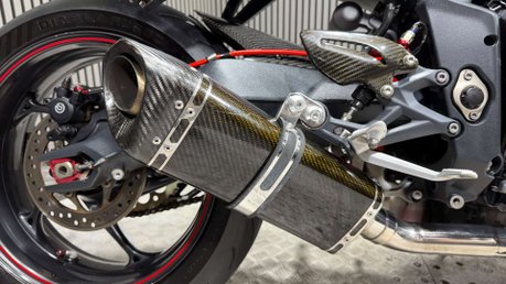 Triumph Street Triple R 2013 ONLY 21K QUICK SHIFTER, LOADS OF EXTRAS, LONG MOT 36