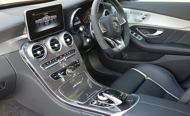 Mercedes-Benz C63 C63 S Saloon 12