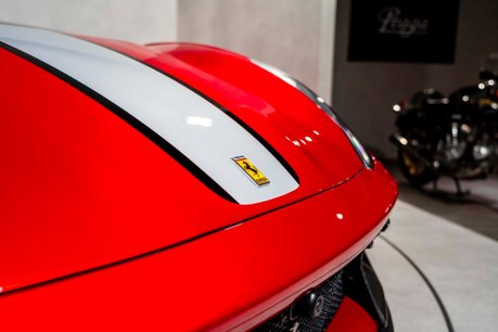 Ferrari 812 Competizione HUGE SPECIFICATION. 4-LAYER PAINT. CARBON FIBRE INT & EXT. TWO-TONE LIVERY. 39
