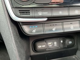Hyundai SANTA FE 2.2 Santa Fe Premium SE CRDi Auto 4WD 5dr 65
