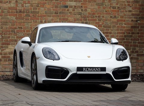 Porsche Cayman GTS 1