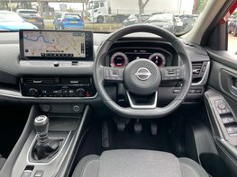 Nissan Qashqai 1.3 Qashqai N-Connecta DiG-T MHEV 5dr 18