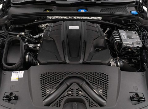 Porsche Macan S PDK 27