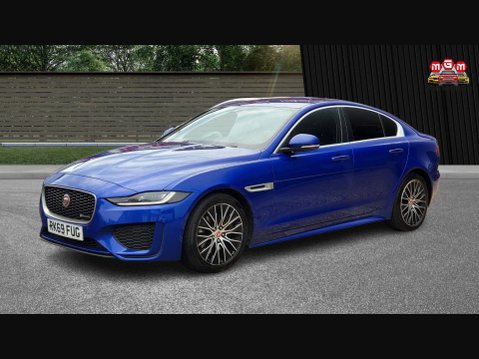 Jaguar XE R-DYNAMIC S 3