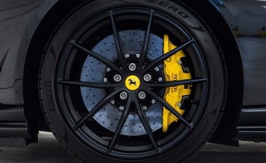 Ferrari 812 Superfast 16