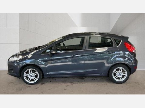 Ford Fiesta 1.0T EcoBoost Zetec Euro 5 (s/s) 5dr 3