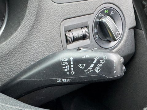 Volkswagen Polo 1.6 TDI SEL Euro 5 5dr 17