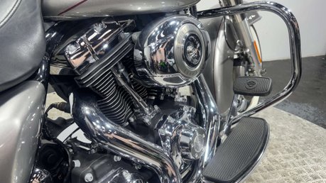 Harley-Davidson Touring ROAD KING FLHR 2009 14K MOT WARRANTY 1584 CRUISER BIKE 13