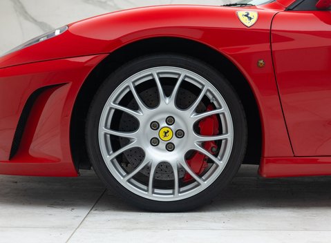 Ferrari F430 Coupe Manual 34