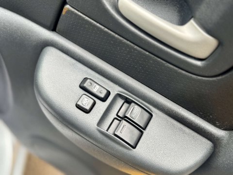 Toyota Yaris Verso 1.3 Yaris Verso T3 Auto 5dr 68