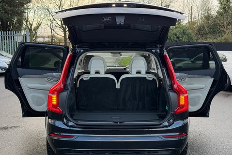 Volvo XC90 RECHARGE T8 ULTIMATE AWD - BLOND LEATHER - VAT QUALIFYING 18
