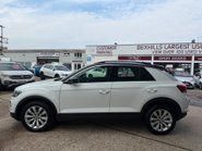 Volkswagen T-Roc SE TSI EVO 9
