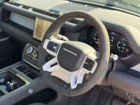 Land Rover Defender 3.0 Defender XS Edition D MHEV Auto 4WD 3dr 33