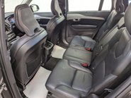 Volvo XC90 2.0 XC90 + B5 MHEV AWD Auto 4WD 5dr 62