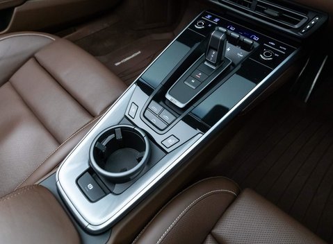 Porsche 911 Turbo S Cabriolet (992) 18