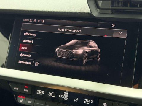 Audi S3 2.0 TFSI Sportback 5dr Petrol S Tronic quattro Euro 6 (s/s) (310 ps) 44