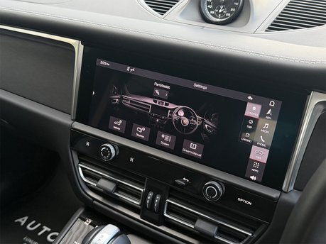 Porsche Macan GTS PDK 70