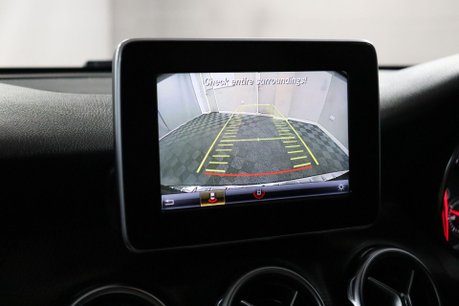 Mercedes-Benz GLA GLA 200 SE 37