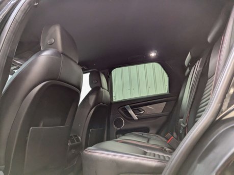 Land Rover Discovery Sport 2.0 Discovery Sport R-Dynamic SE D Auto 4WD 5dr 65