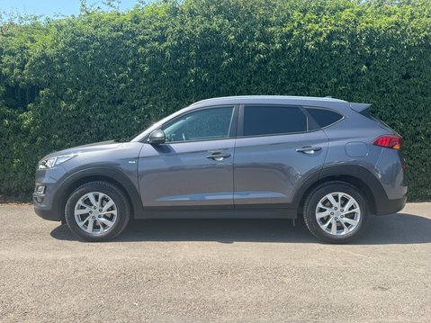 Hyundai TUCSON 1.6 CRDi MHEV SE Nav SUV 5dr Diesel Hybrid DCT Euro 6 (s/s) (136 ps) 6